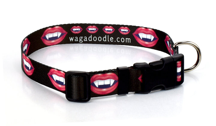 Vampire Kiss Dog Collar